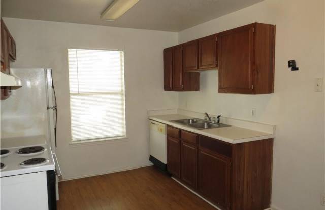 1602 Benttree Drive Gallery 4