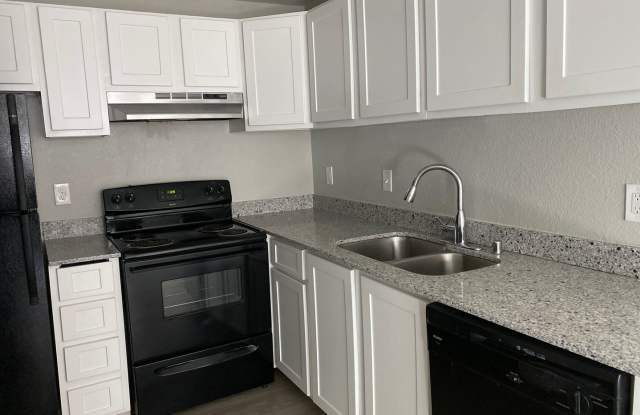 Westwood Apartments Gallery 4