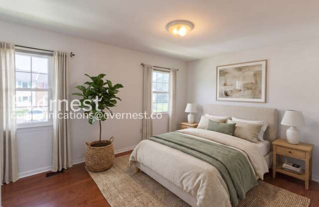 4607 Charlton Court Gallery 3