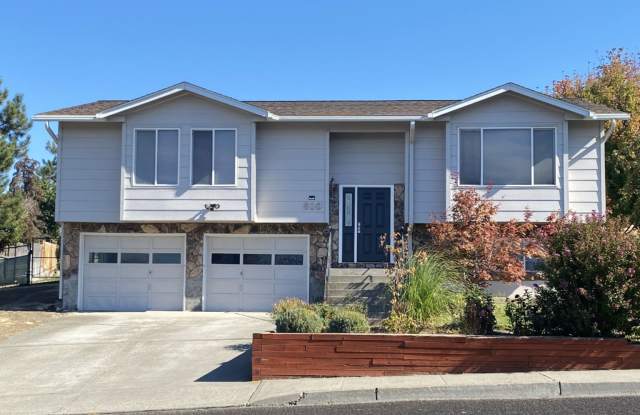 Refreshed Split Level photos photos Refreshed Split Level photos photos