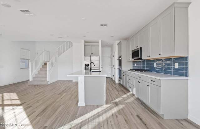 9415 E Supernova Drive Gallery 3