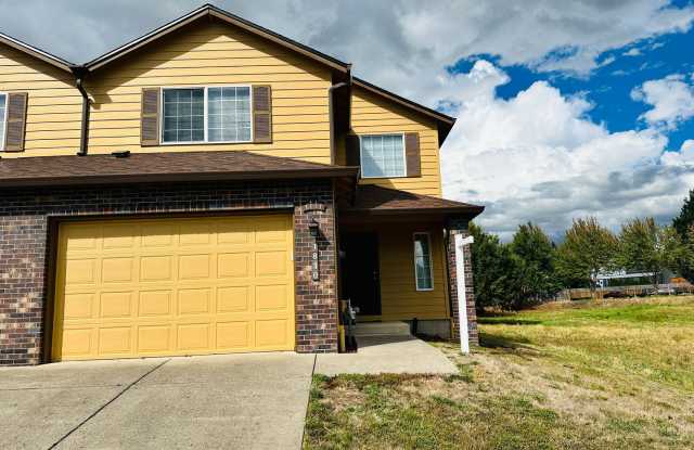 Newly Updated in Great Location Gallery 3