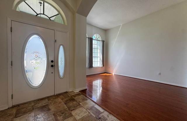4 Bedroom in Pine Lakes Gallery 3