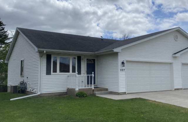 1127 Glenn Pl photos photos