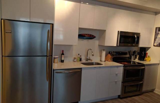 460 New York Ave NW UNIT 402 - 460 New York Ave NW, Washington, DC 20001