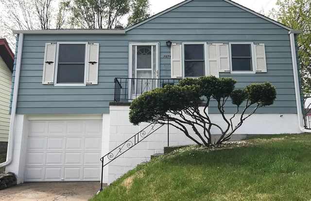 7079 Binney St - 2 Bed/1 Bath Raised Ranch in Benson | Fully Updated, Washer/Dryer Included, Fenced Yard photos photos