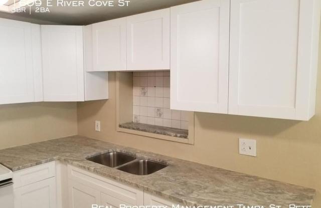 1609 E River Cove St Gallery 4