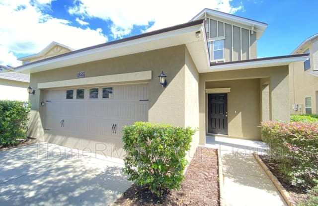 429 Forest Meadow Ln - 429 Forest Meadow Lane, Oakleaf Plantation, FL 32065