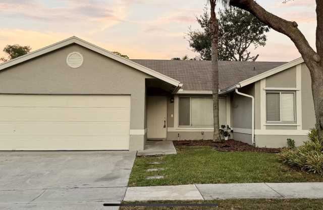 5810 NW 37th Avenue photos photos