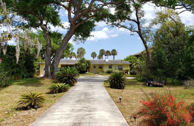 517 N Beach Street - 517 North Beach Street, Ormond Beach, FL 32174