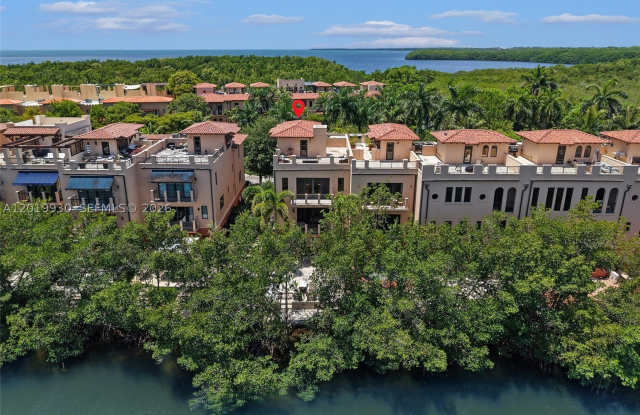 6226 Paradise Point Dr Gallery 3
