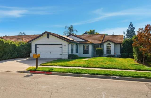 3345 W Stuart AVE - 3345 West Stuart Avenue, Fresno, CA 93711