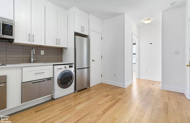 351 E 58th St - 351 E 58th St, New York City, NY 10022