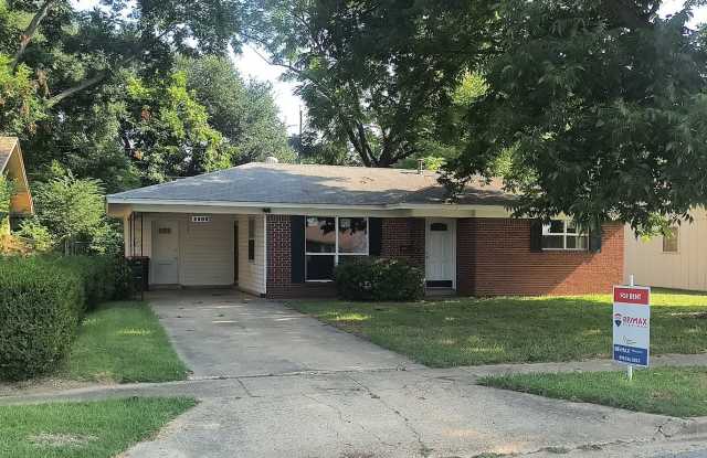 2805 Belmoor Avenue Gallery 2