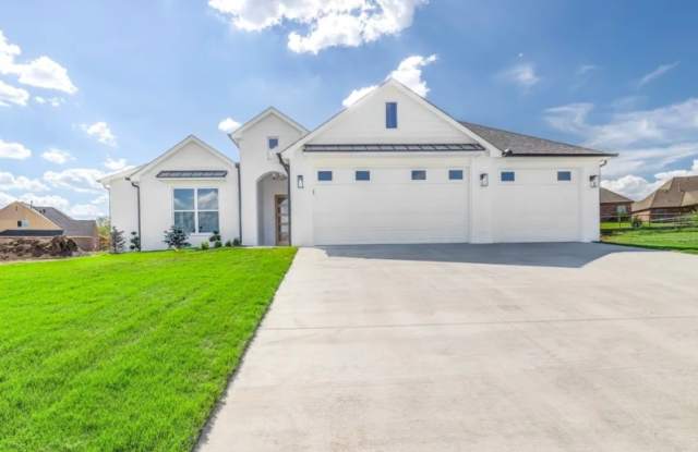 9520 North 144th East Avenue - 9520 North 144th East Avenue, Owasso, OK 74055