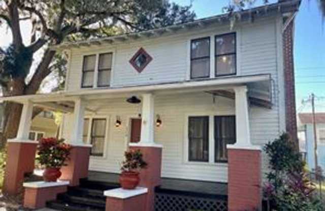 3 Bedroom / 2 Bath Sanford Home Available Now! photos photos