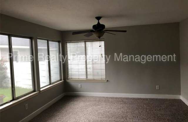 6138 Spruce Bough Court Gallery 4