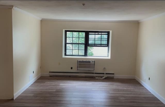 21 Myrtle St - 21 Myrtle Street, Malden, MA 02148
