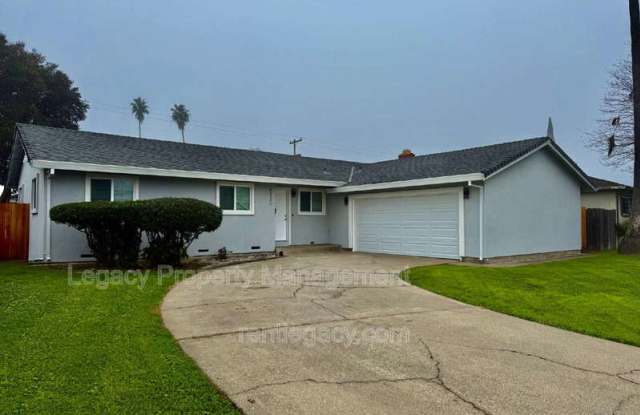 6920 Demaret Drive photos photos