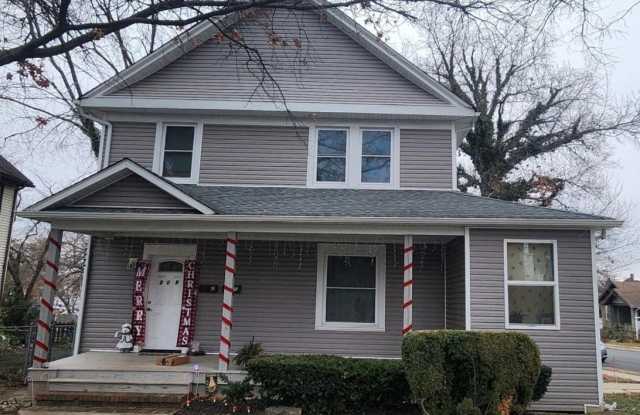 209 Gatzmer Avenue - 209 Gatzmer Avenue, Jamesburg, NJ 08831