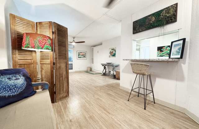 Pet Friendly Gold Coast Condo Fronting the Ocean photos photos