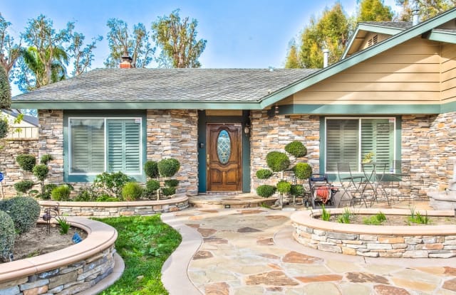 5985 Avenida Antigua - 5985 Avenida Antigua, Yorba Linda, CA 92887