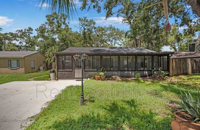 4715 W Knights Avenue photos photos