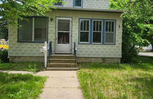 4 bed 2 bath home photos photos 4 bed 2 bath home photos photos