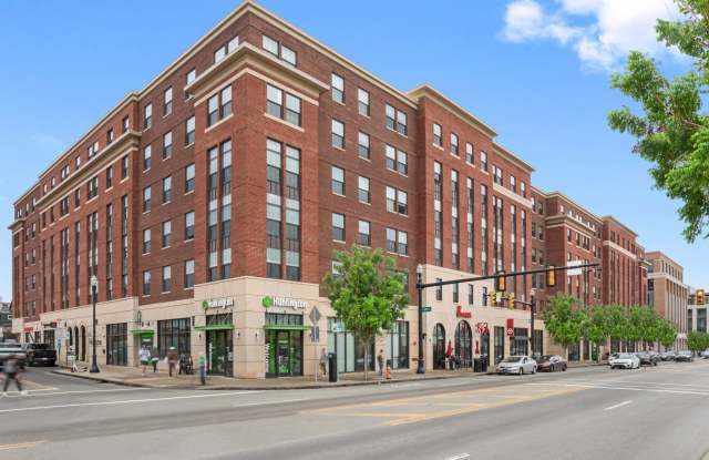 StateHouse Varsity - Student Housing Gallery 2