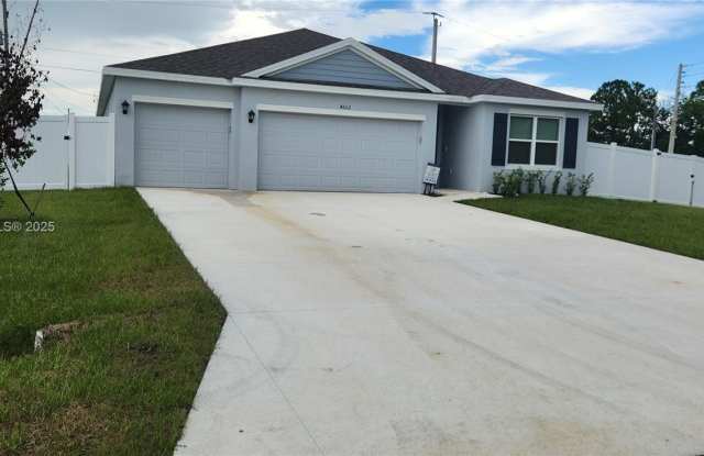 4602 Obelisk St photos photos