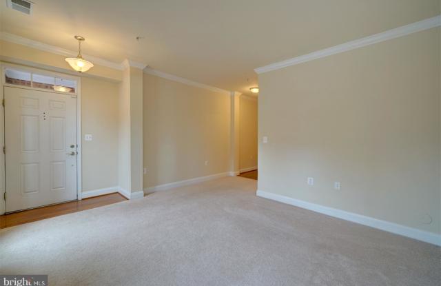 7672 MAPLE LAWN BOULEVARD Gallery 4
