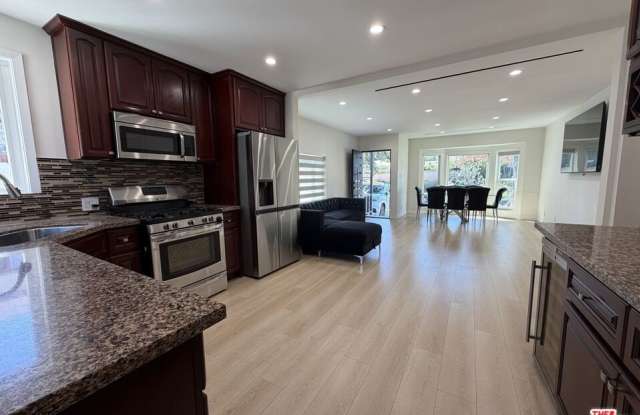 8561 Kyle St photos photos 8561 Kyle St photos photos