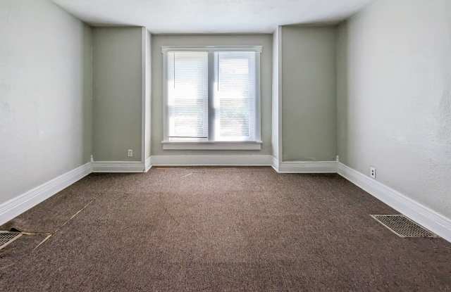 PRELEASING for AUGUST! Close to Campus; In-Unit Washer and Dryer photos photos PRELEASING for AUGUST! Close to Campus; In-Unit Washer and Dryer photos photos