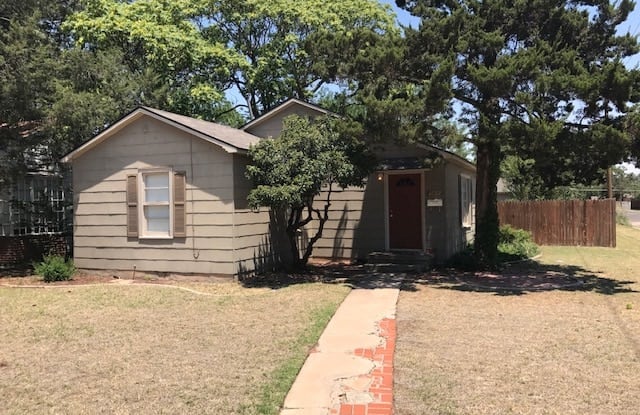 2602 23rd St photos photos