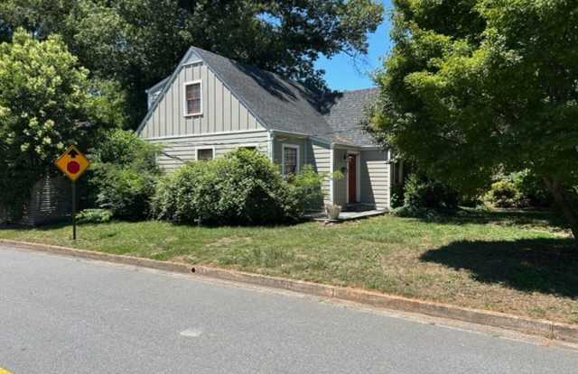 Charming 3BR/2BA Ardmore home! Walking distance to WFUBMC photos photos Charming 3BR/2BA Ardmore home! Walking distance to WFUBMC photos photos