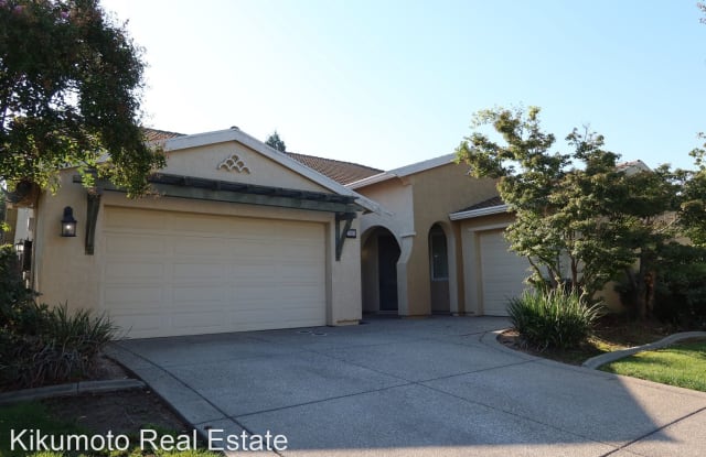 7013 Paul Do Mar Way - 7013 Paul Do Mar Way, Elk Grove, CA 95757