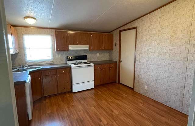 2120 Hawk Ln - 2120 Hawk Lane, Amarillo, TX 79118