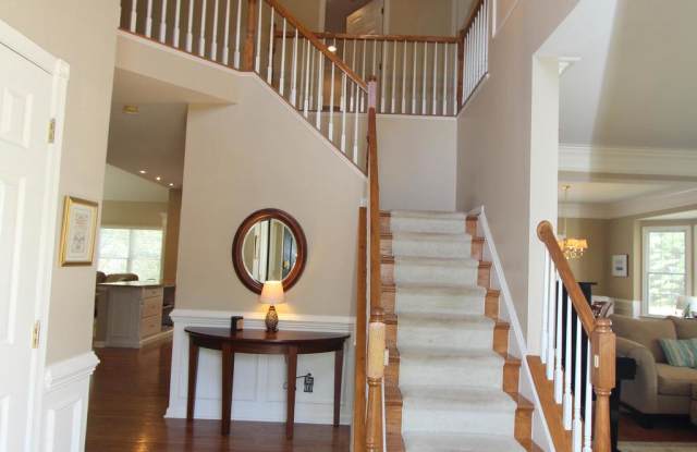 5526 HILLSMAN FARM LANE Gallery 2