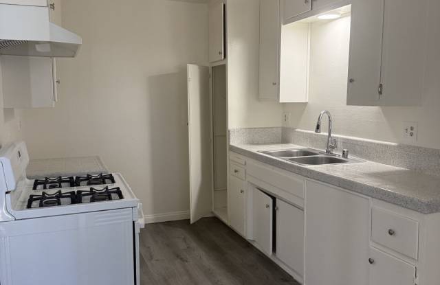 1297 E A St photos photos