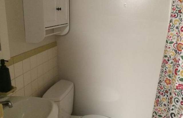 1 bed in West end photos photos