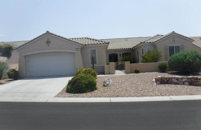 Sun City Anthem home right on the golf course! - 2735 Evergreen Oaks Drive, Henderson, NV 89052