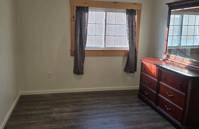 145 Delaware Gallery 3