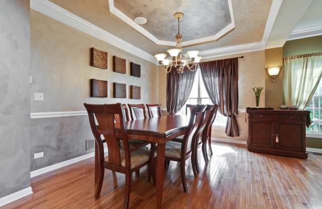 10 Eagle Ridge Drive Gallery 4