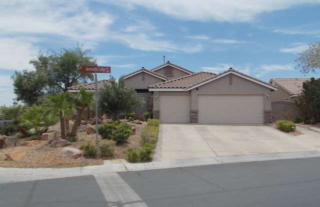 Stunning 4-Bedroom Ranch-Style Rental with Resort-Style Backyard! photos photos