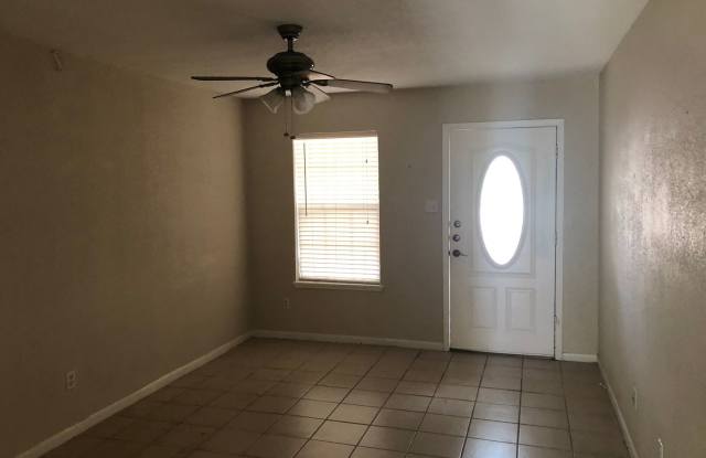 College Station -2 Bedroom 1 Bath duplex, the unit has a fenced yard, yard maintenance photos photos