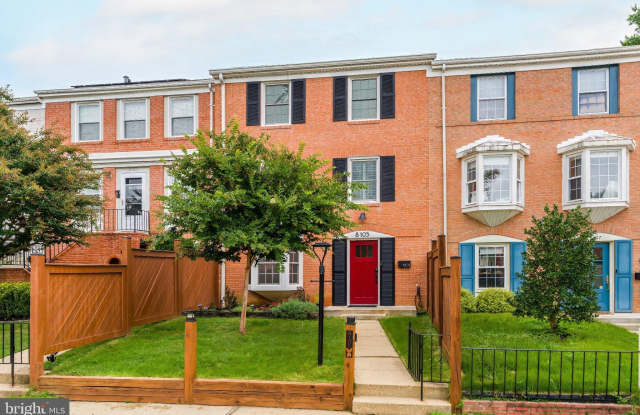 8105 OAKLAKE Court Gallery 1