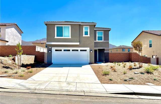 2429 Ellendale Drive - 2429 Ellendale Drive, Highgrove, CA 92507