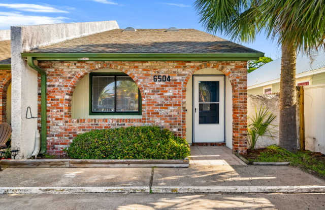 6504 N Lagoon Dr - 1 photos photos