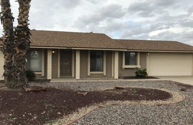 10408 W ECHO Lane Gallery 2