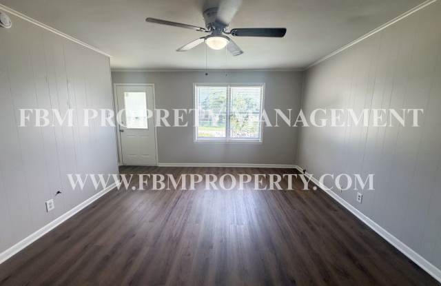 900 E 6th Ave, Unit 2 - Cozy 2 Bedroom, 1 Bathroom Home in Corsicana, TX! Gallery 4
